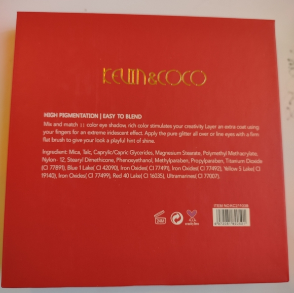 Kevin and Coco eyeshadow - Picture 3 of 4